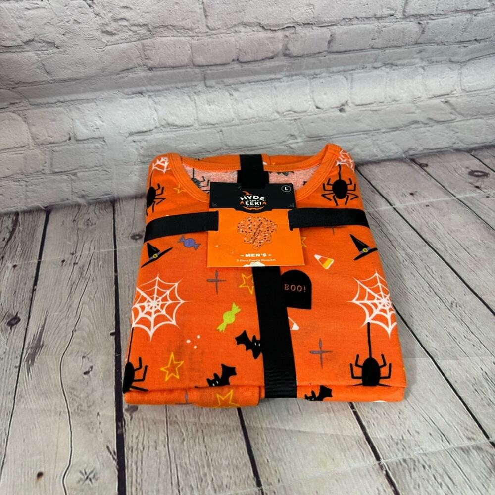 Target Hyde & EEK Men’s Halloween Pajama Set